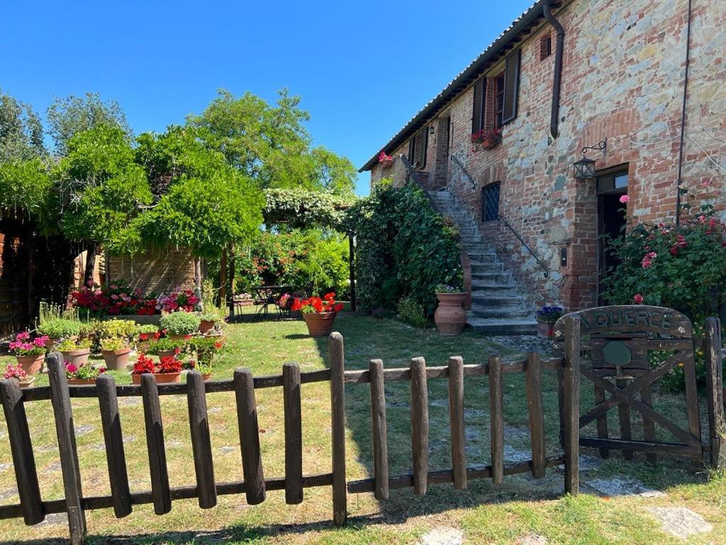 Appartement Casale Le Querce à Castelnuovo Berardenga Extérieur photo